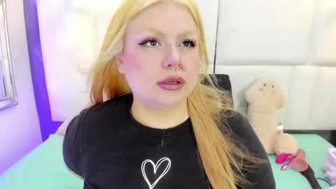 Martina  online show from 13, 4, 2026