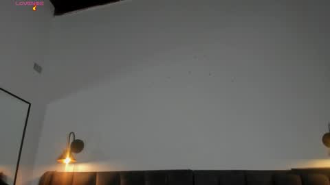 Laura online show from 8, 11, 2025