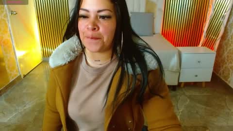 Snapshot of martina_tay chatting on 8, 4, 2026 Hey im martina online show from 8, 4, 2026
