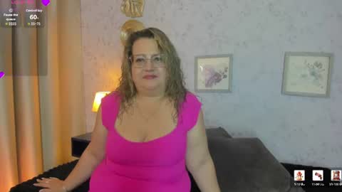 Snapshot of martinacurvy_ chatting on 2, 7, 2026 Martina Caicedo online show from 2, 7, 2026
