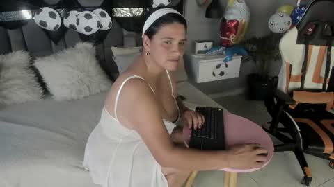 Martina online show from 9, 7, 2026