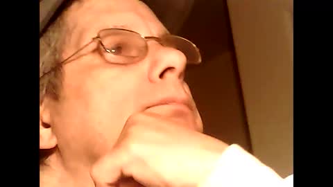 Snapshot of martylv702 chatting on 4, 2, 2026 marty online show from 4, 2, 2026