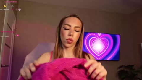 Snapshot of mary_brent chatting on 8, 5, 2026 Mery online show from 8, 5, 2026