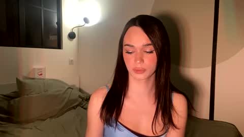 Snapshot of mary_geyson1 chatting on 16, 12, 2025 Mary online show from 16, 12, 2025