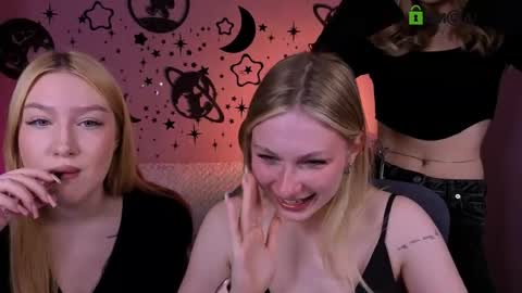 Snapshot of mary_meow_hot chatting on 12, 5, 2026 Mary online show from 12, 5, 2026
