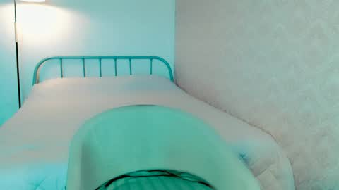 Anna online show from 4, 4, 2026