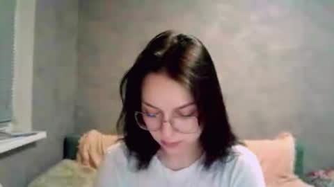 Stephie online show from 4, 12, 2025