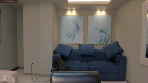 Snapshot of marylewis_ chatting on 15, 5, 2026 Mary online show from 15, 5, 2026
