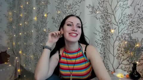 Mary Lou online show from 18, 12, 2024