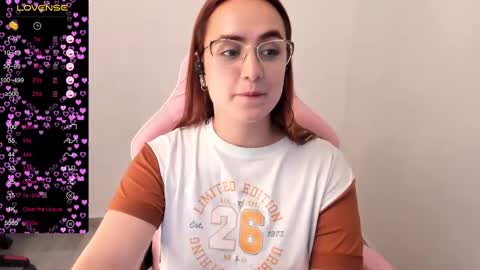 Dulce Maria online show from 11, 2, 2025