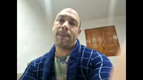 masculinotop online show from 19, 4, 2026