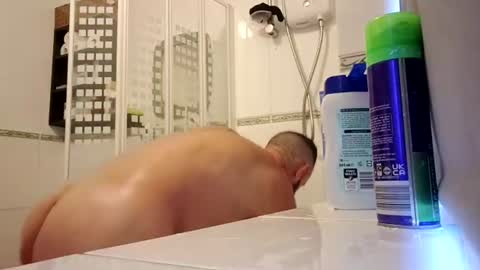 Snapshot of masked_masturbation_couple chatting on 1, 7, 2026 Masked Masturbation Couple online show from 1, 7, 2026