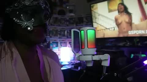 Snapshot of maskedmilf822397 chatting on 25, 10, 2025 maskedmilf822397 online show from 25, 10, 2025