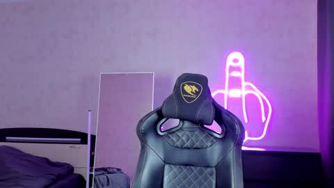 Snapshot of mason_warhol chatting on 19, 12, 2024 Mason online show from 19, 12, 2024