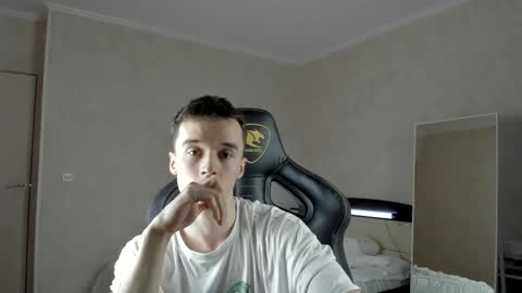 Snapshot of mason_warhol chatting on 2, 3, 2025 Mason online show from 2, 3, 2025