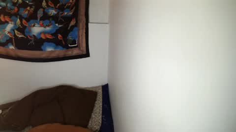 masquerade girl4 online show from 15, 4, 2026