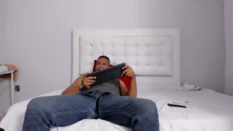 Lucas online show from 28, 2, 2025