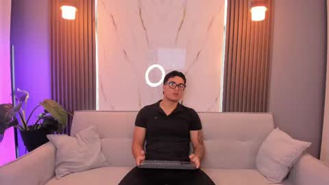 Snapshot of massimo_ross chatting on 16, 4, 2026 massimo_ross online show from 16, 4, 2026