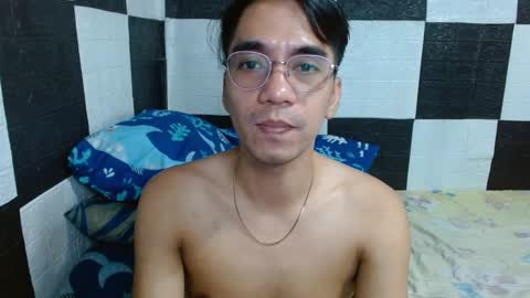 Snapshot of massive_boner02 chatting on 3, 12, 2024 massive_boner02 online show from 3, 12, 2024