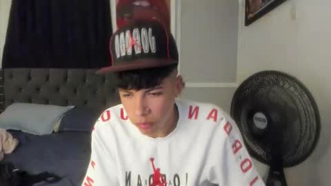 Snapshot of master_billy1 chatting on 18, 5, 2026 master_billy1 online show from 18, 5, 2026