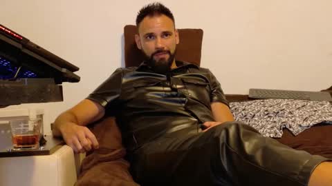 Snapshot of master_roberto333 chatting on 8, 9, 2025 SIR online show from 8, 9, 2025