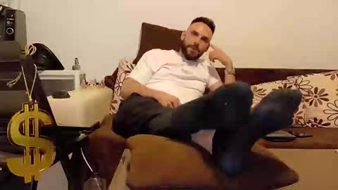 Snapshot of master_roberto333 chatting on 2, 4, 2026 SIR online show from 2, 4, 2026