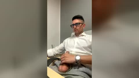 Snapshot of masterboss_fl chatting on 15, 6, 2026 Master Boss online show from 15, 6, 2026