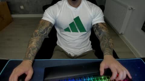 masterkingmuscle online show from 17, 12, 2024