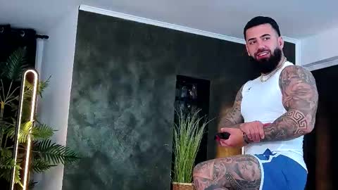 Snapshot of masterkingofmuscle chatting on 26, 11, 2025 masterkingofmuscle online show from 26, 11, 2025