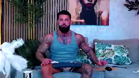 Snapshot of masterkingofmuscle chatting on 24, 6, 2026 masterkingofmuscle online show from 24, 6, 2026