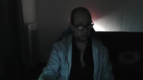 mat11efou online show from 26, 10, 2025