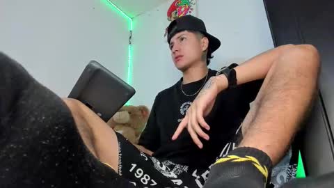 mateo_escobar online show from 2, 12, 2025