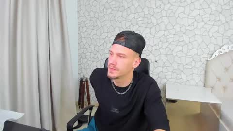 MateoBenjamin online show from 22, 1, 2025