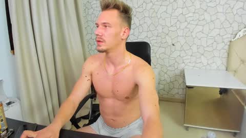 MateoBenjamin online show from 23, 1, 2025