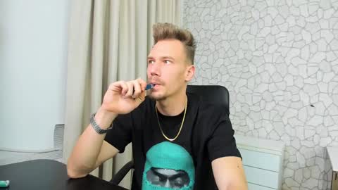 MateoBenjamin online show from 26, 1, 2025