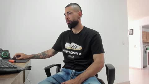 Matheus     online show from 25, 11, 2025