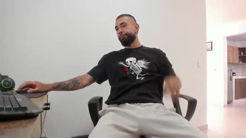 Matheus     online show from 30, 11, 2025