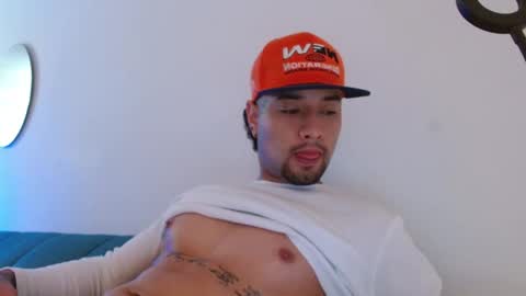 Snapshot of mathew444 chatting on 16, 2, 2026 STRURIBE ON INSTAGRAM online show from 16, 2, 2026