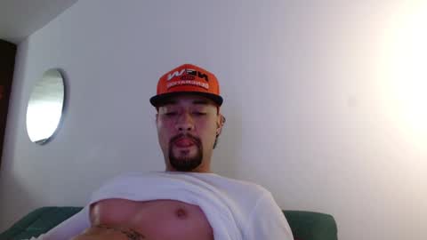 Snapshot of mathew444 chatting on 4, 3, 2026 STRURIBE ON INSTAGRAM online show from 4, 3, 2026