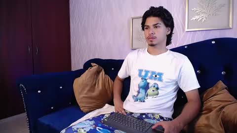 Mathew online show from 17, 12, 2025