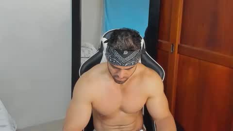 mathews_smith online show from 15, 12, 2025