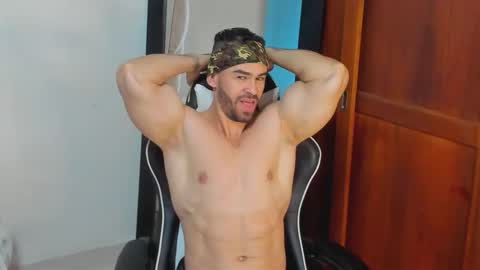 Snapshot of mathews_smith chatting on 3, 3, 2026 mathews_smith online show from 3, 3, 2026