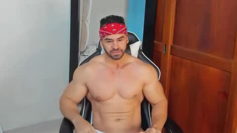 Snapshot of mathews_smith chatting on 6, 3, 2026 mathews_smith online show from 6, 3, 2026