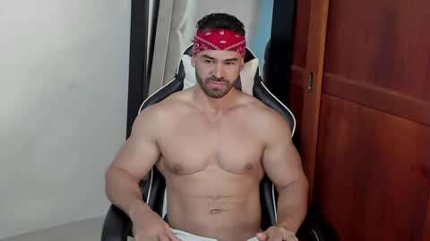 Snapshot of mathews_smith chatting on 28, 3, 2026 mathews_smith online show from 28, 3, 2026