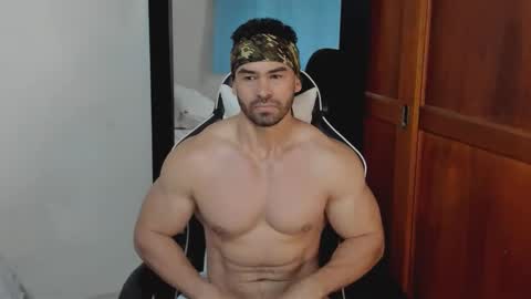 Snapshot of mathews_smith chatting on 15, 4, 2026 mathews_smith online show from 15, 4, 2026