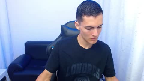 Matias online show from 4, 2, 2026