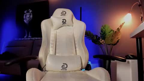 Snapshot of matt_thestud chatting on 12, 2, 2026 Matt online show from 12, 2, 2026