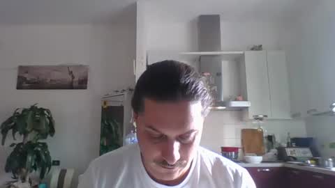 Snapshot of matteushh87 chatting on 6, 2, 2026 matteushh87 online show from 6, 2, 2026