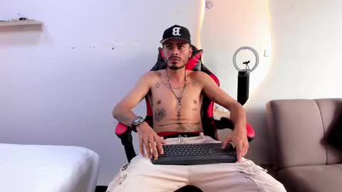 Snapshot of matthewcullenn chatting on 7, 1, 2026 Matthew online show from 7, 1, 2026