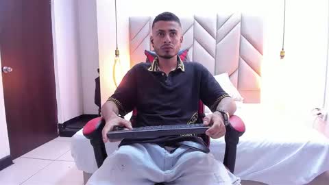 Snapshot of matthewcullenn chatting on 8, 1, 2026 Matthew online show from 8, 1, 2026